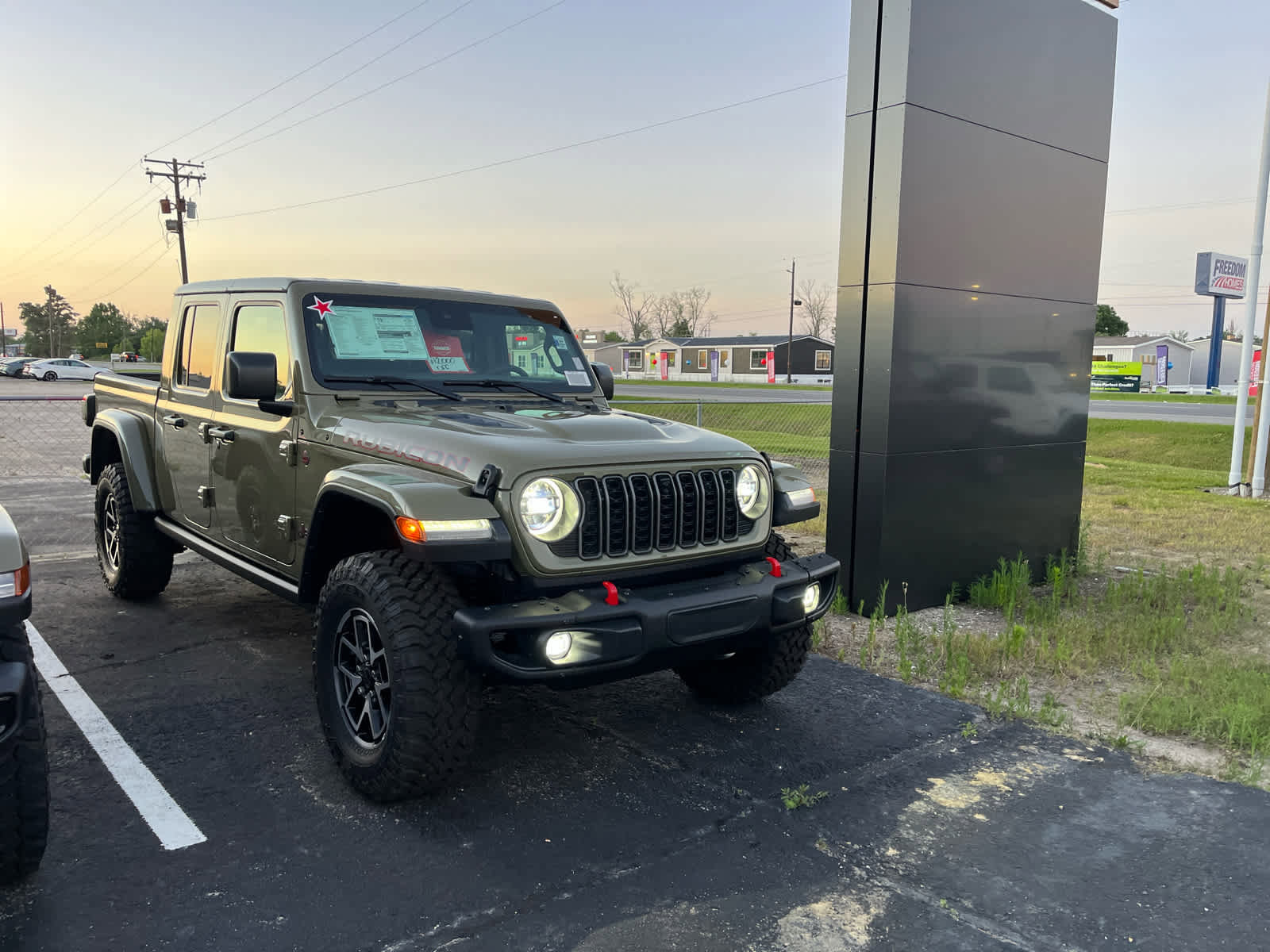New 2025 Jeep Gladiator Rubicon AWD/4WD image 19