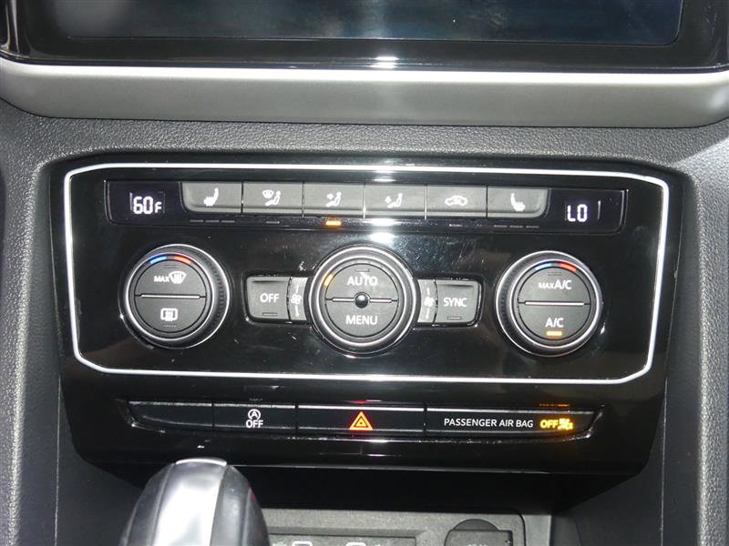 Used 2022 Volkswagen Atlas Cross Sport SE w/ Panoramic Sunroof Package image 37