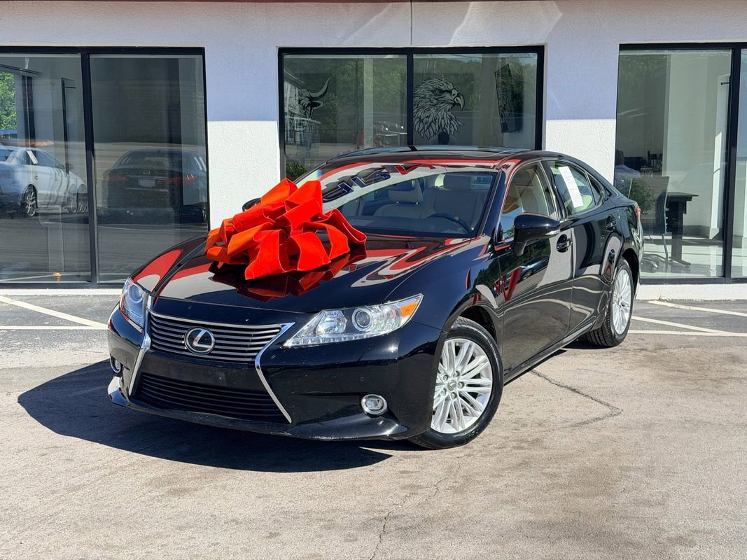 Used 2015 Lexus ES 350 w/ Luxury Package