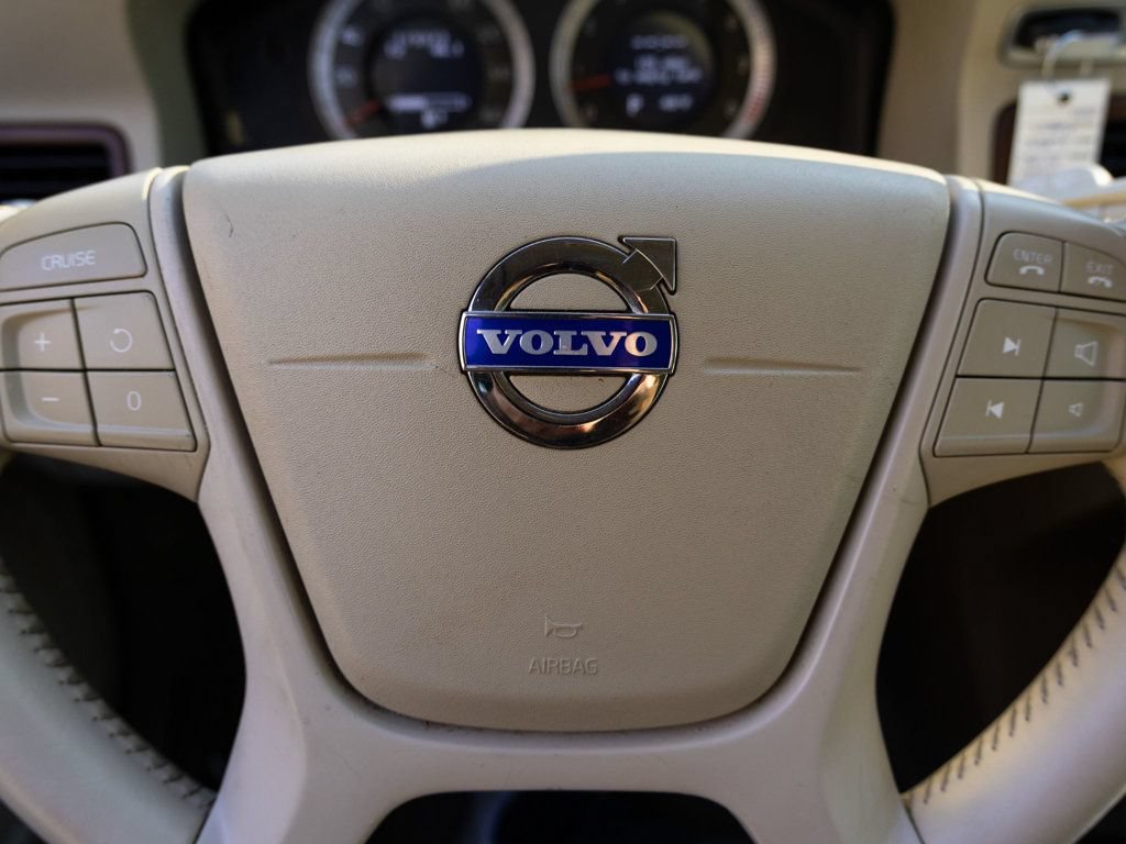 Used 2010 Volvo XC70 3.2 AWD/4WD image 32