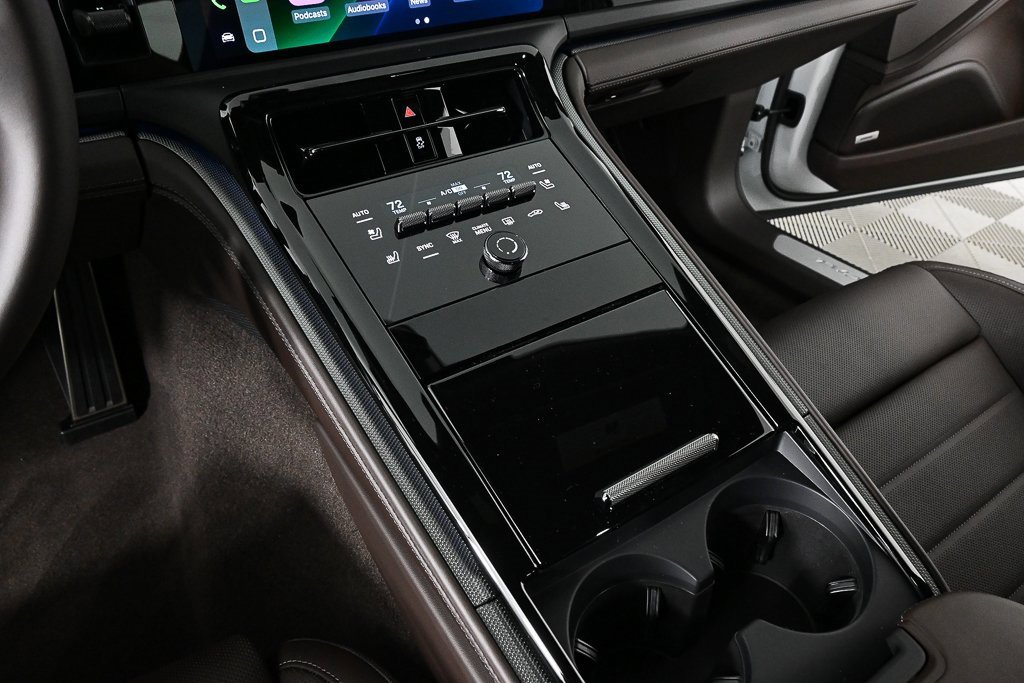 New 2026 Porsche Panamera image 18