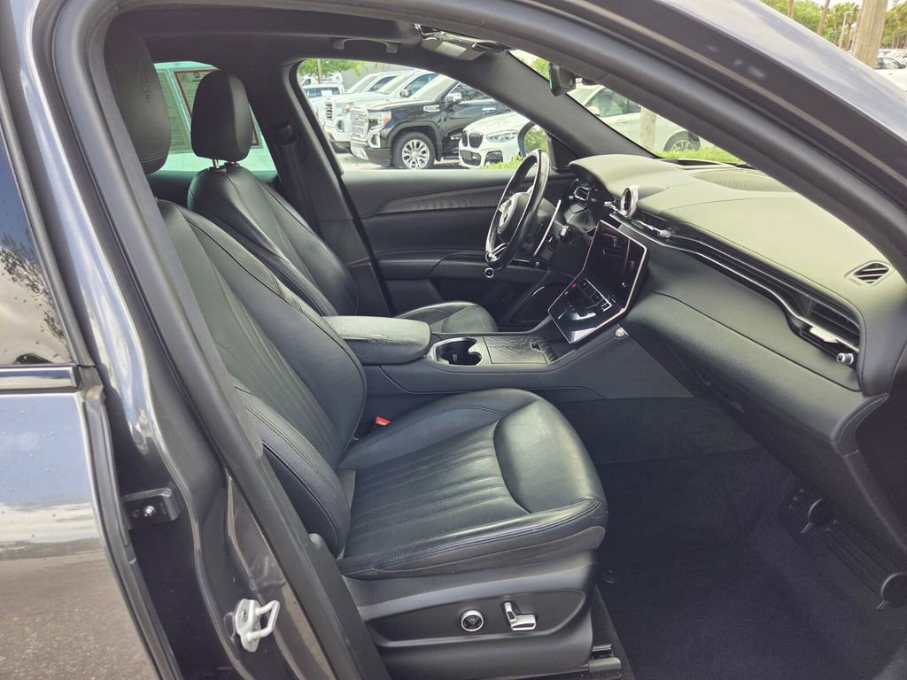 Used 2023 Maserati Grecale Modena image 31