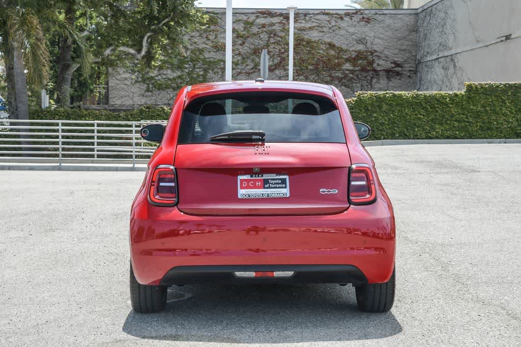 Used 2024 FIAT 500 e (RED) FWD image 10