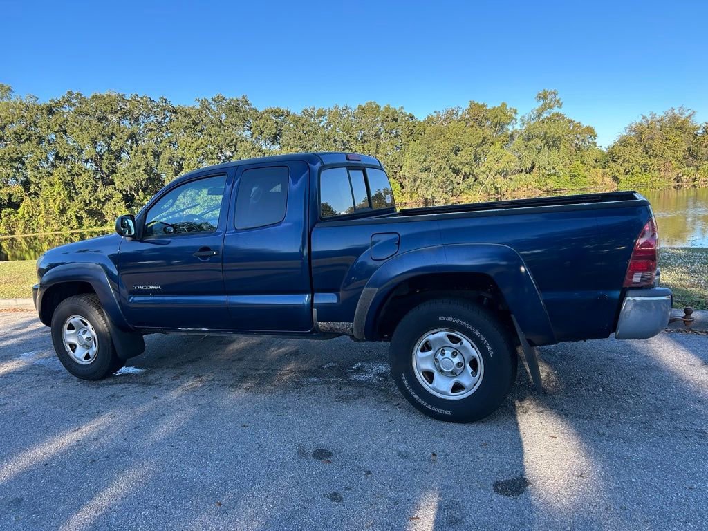 Used 2006 Toyota Tacoma PreRunner image 3