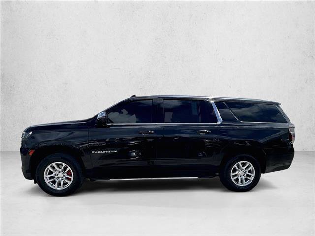 Used 2024 Chevrolet Suburban LT w/ Luxury Package RWD image 6