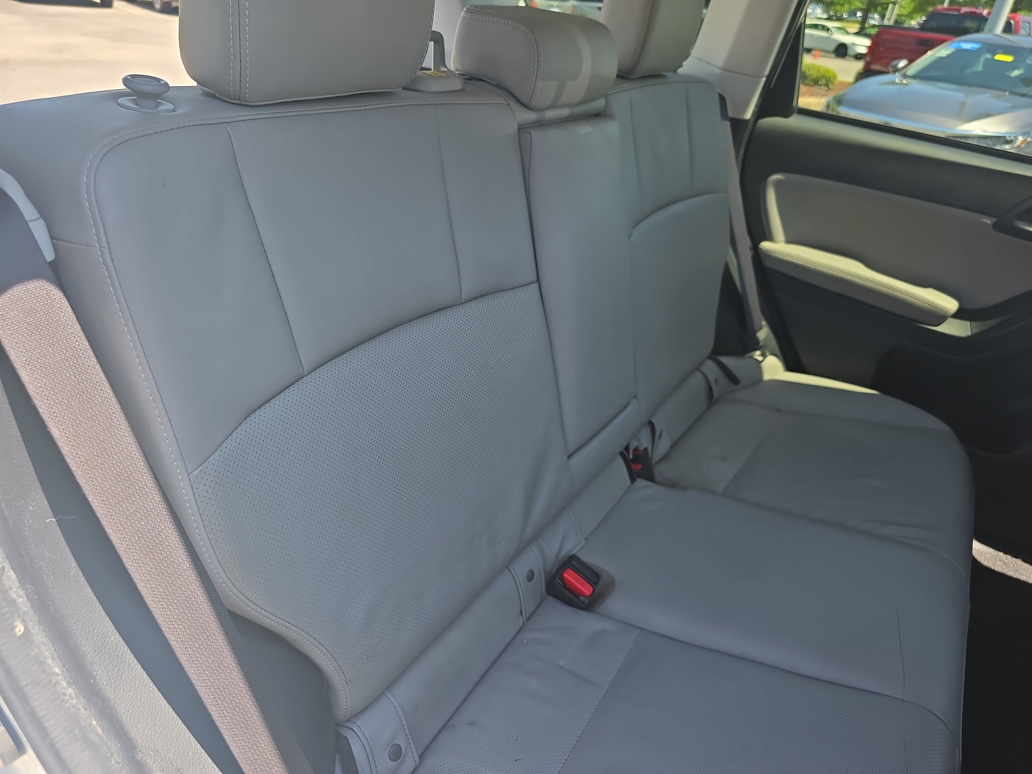 Used 2014 Subaru Forester 2.5i Touring AWD/4WD image 12