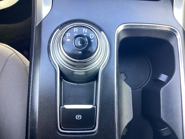 Used 2019 Ford Fusion SE image 19