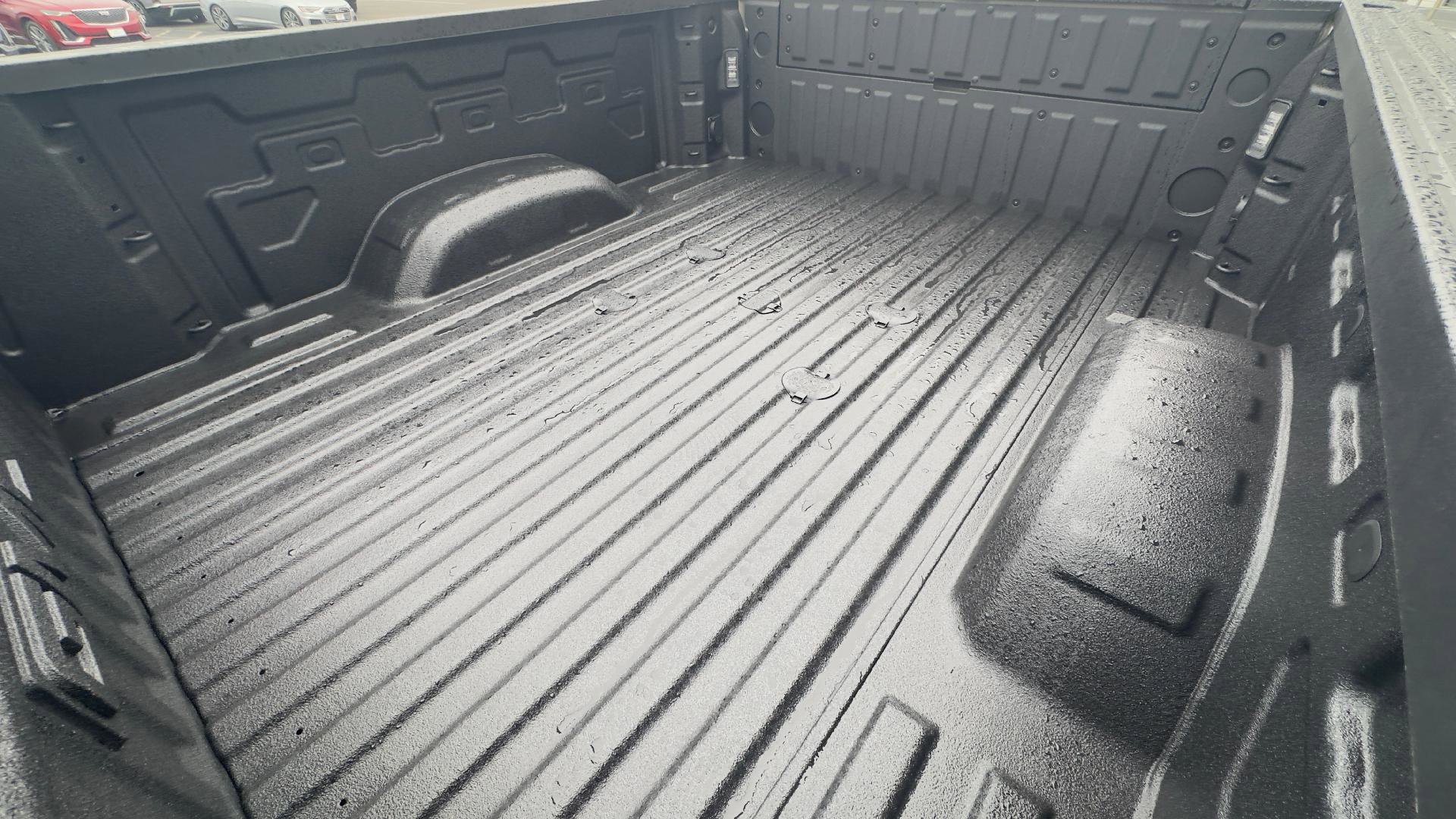 New 2026 GMC Sierra 2500 AT4 w/ AT4 Premium Plus Package image 7