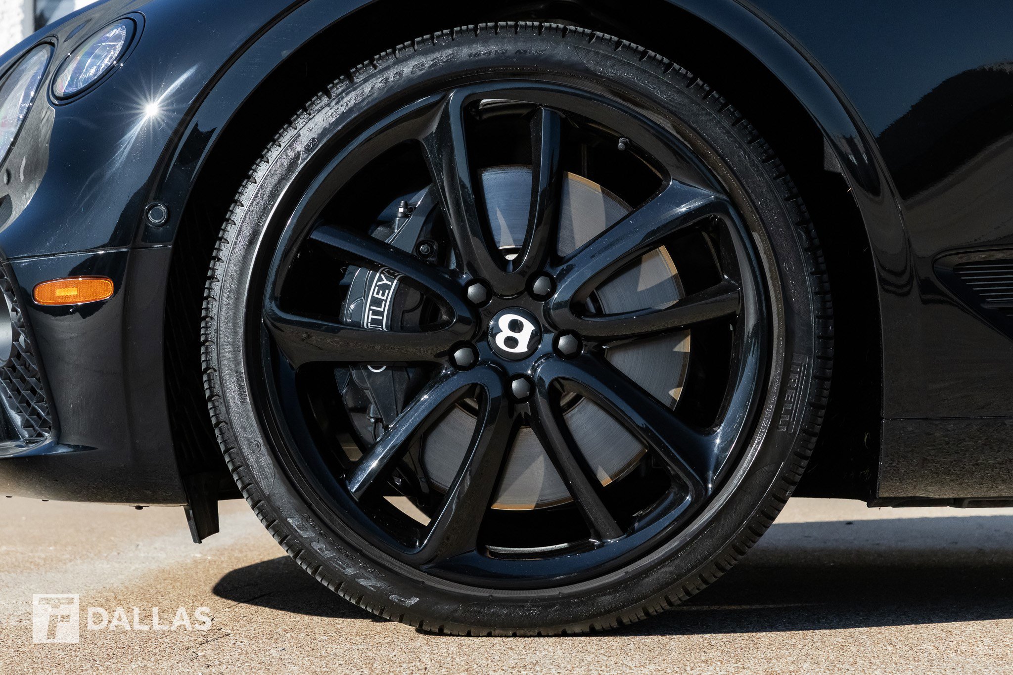 Used 2023 Bentley Continental GT V8 image 8