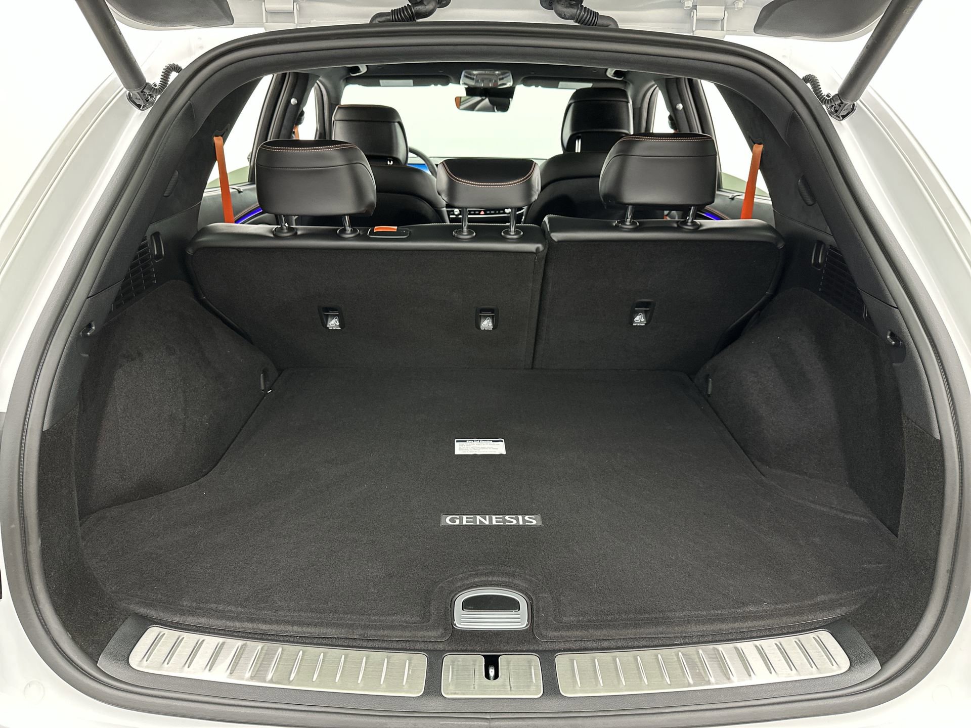Certified 2026 Genesis GV70 3.5T Sport Prestige AWD/4WD image 24