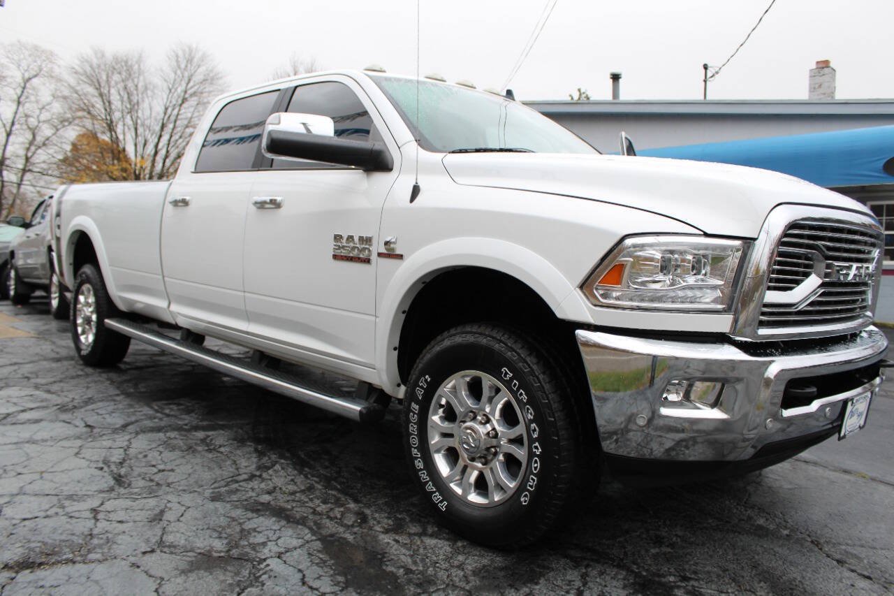 Used 2018 RAM 2500 Laramie w/ Snow Chief Group AWD/4WD image 16