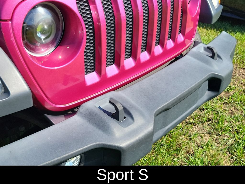 Used 2021 Jeep Wrangler Unlimited Sport AWD/4WD image 5