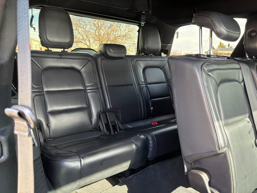 Used 2019 Lincoln Navigator Reserve image 10