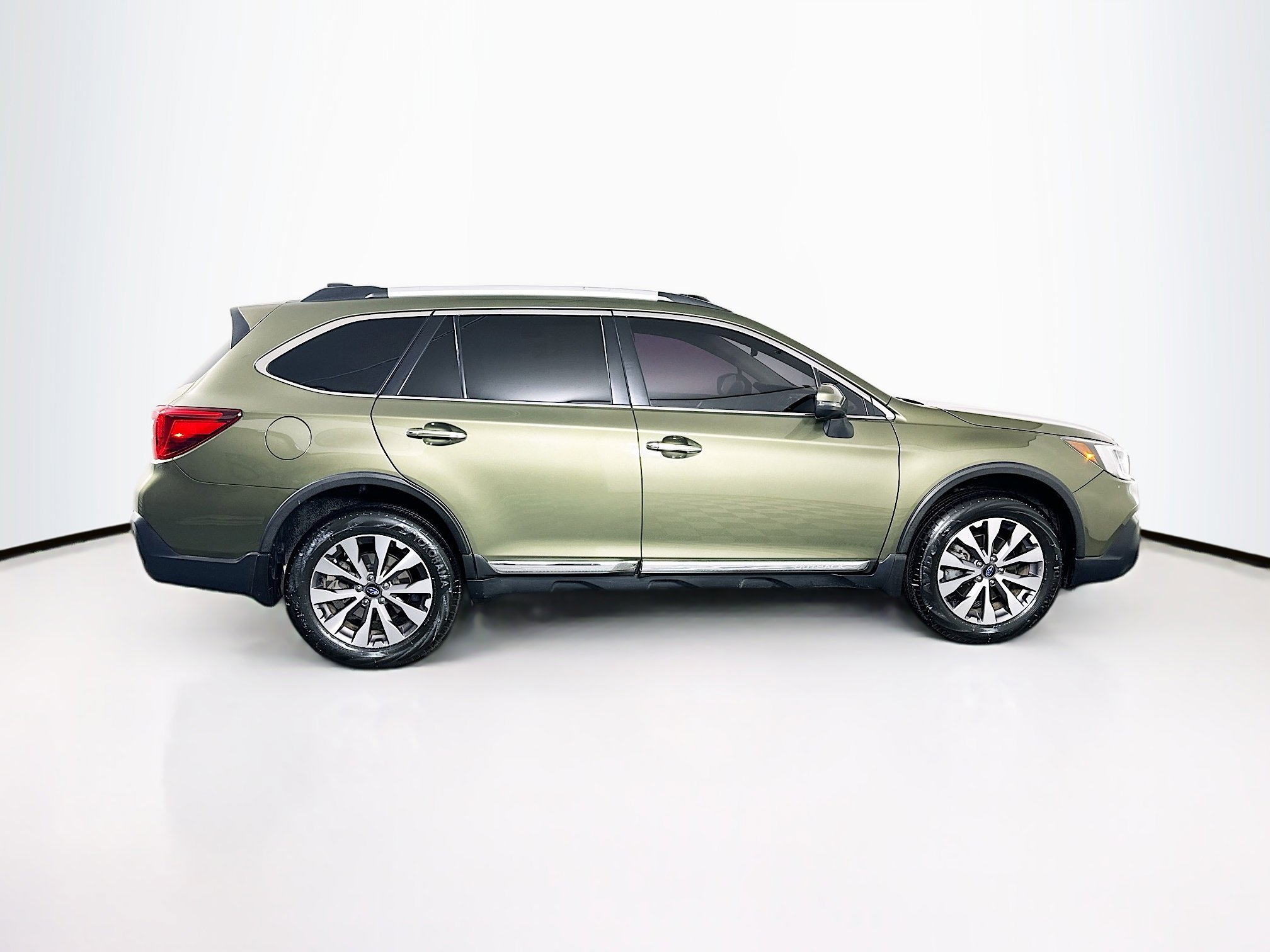 Used 2018 Subaru Outback 2.5i Touring w/ Protection Package #1 image 10