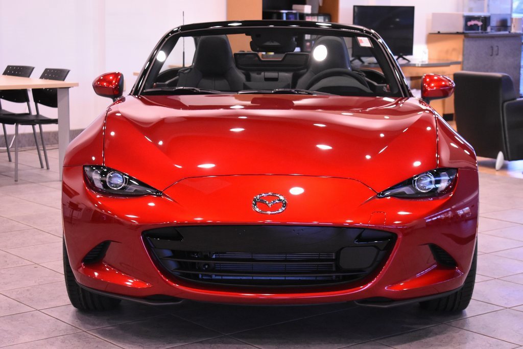 New 2025 MAZDA MX-5 Miata Grand Touring w/ Weather Package image 2
