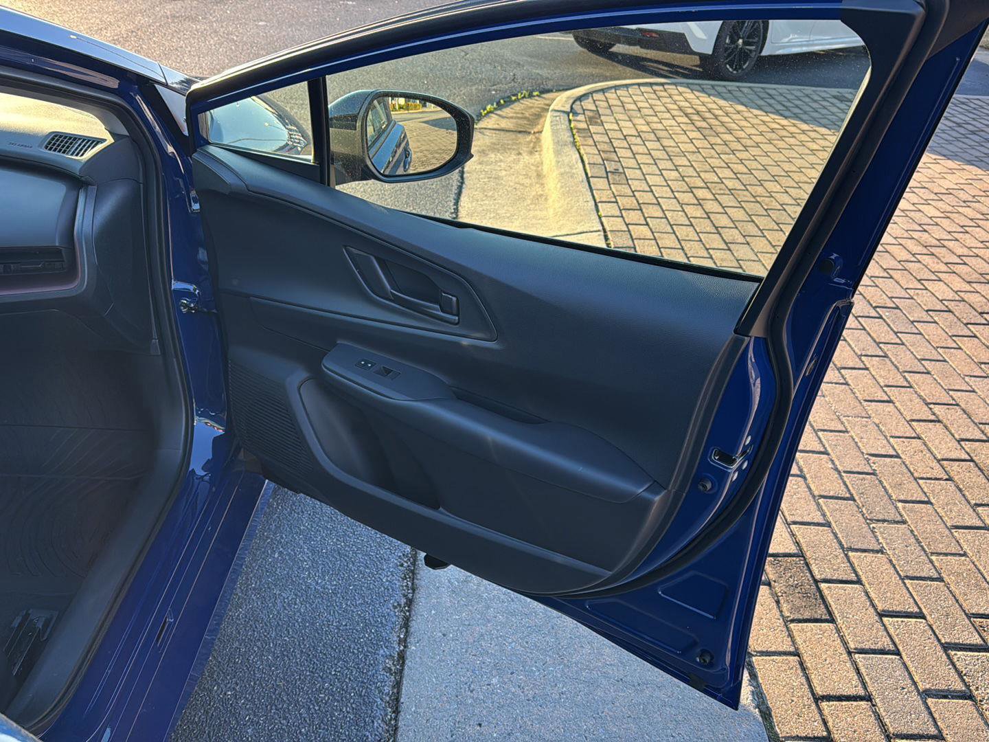 New 2026 Toyota Prius Plug-In Hybrid image 12