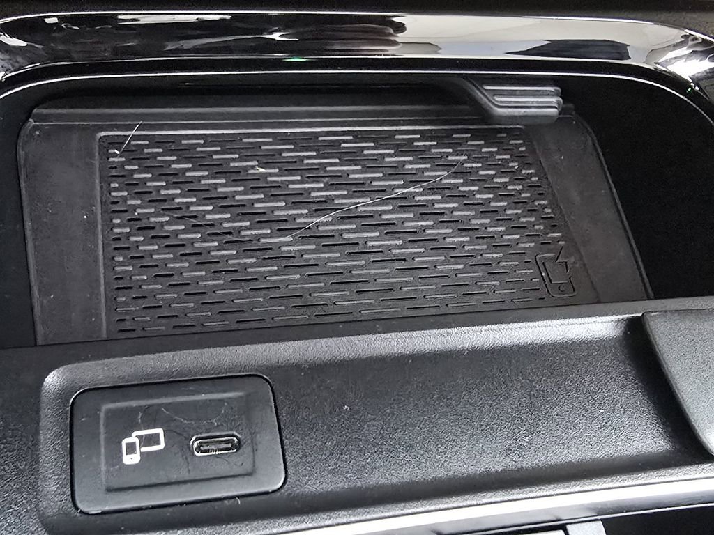 Used 2023 Mercedes-Benz GLB 250 GLB 250 image 30