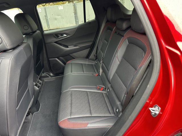 Used 2025 Chevrolet Equinox RS w/ Safety and Technology Package AWD/4WD image 25