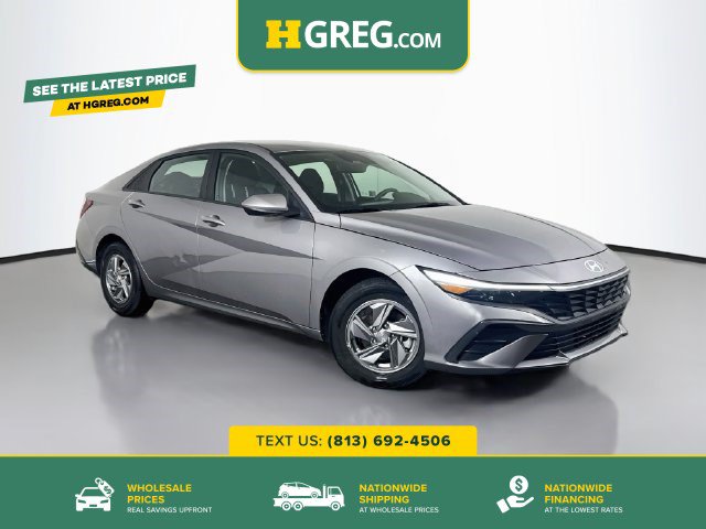 Used 2025 Hyundai Elantra SE