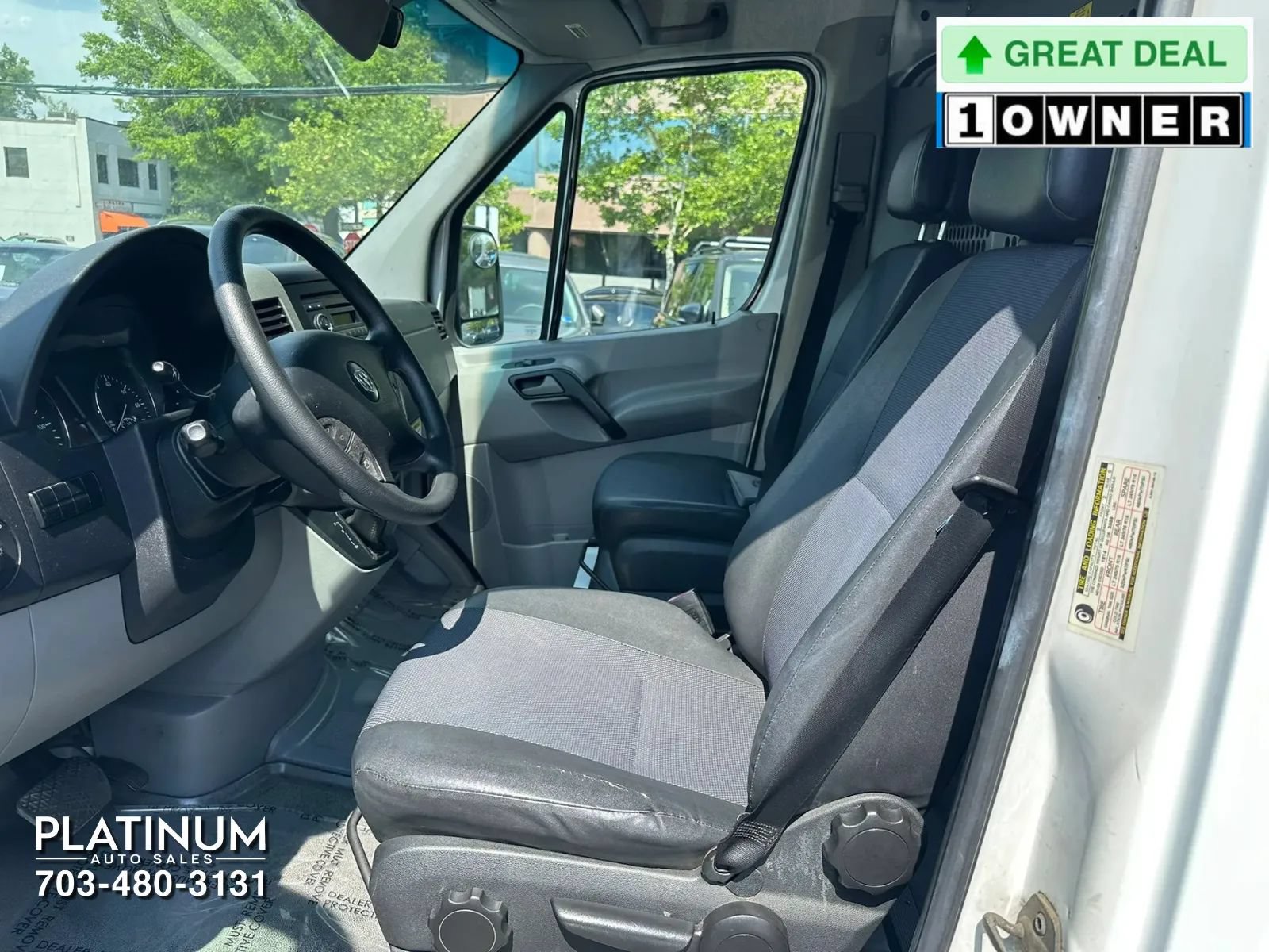 Used 2007 Dodge Sprinter 2500 RWD image 10