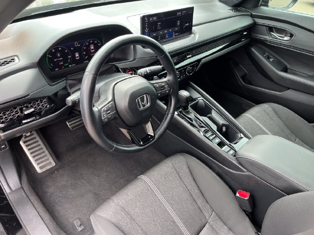Certified 2025 Honda Accord Sport image 4
