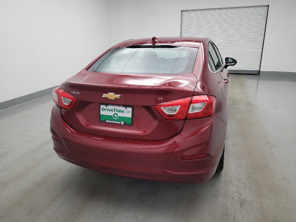 Used 2017 Chevrolet Cruze LT w/ Convenience Package FWD image 7