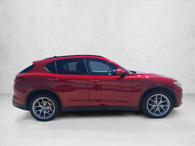 Used 2018 Alfa Romeo Stelvio Ti Sport AWD/4WD image 4
