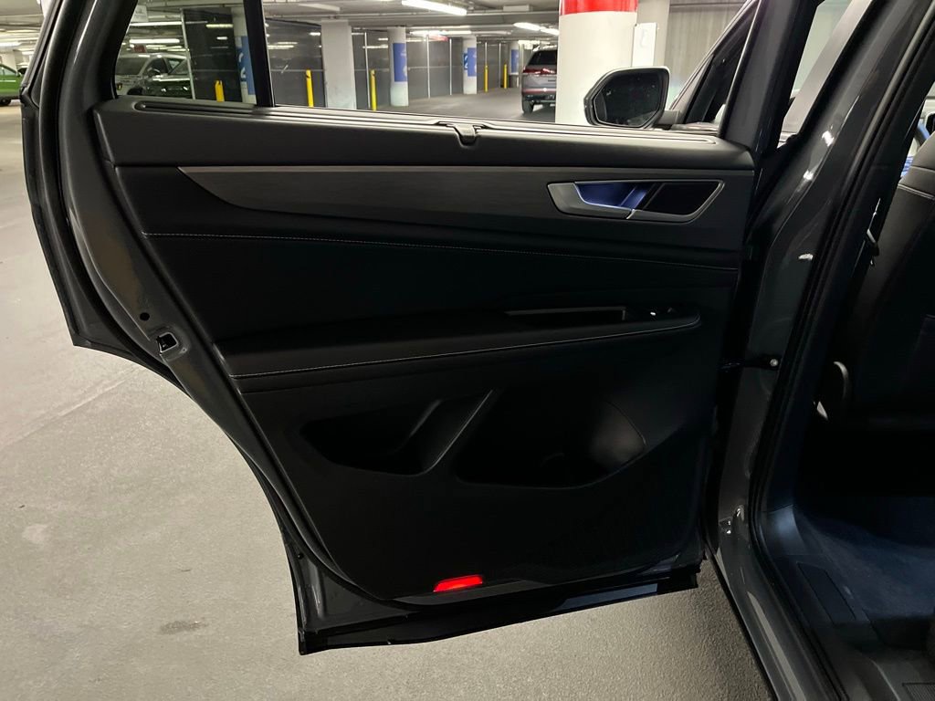 New 2026 Volkswagen Atlas Cross Sport SE image 21