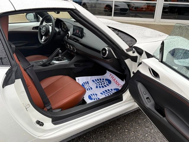 Used 2022 MAZDA MX-5 Miata RF Grand Touring image 24