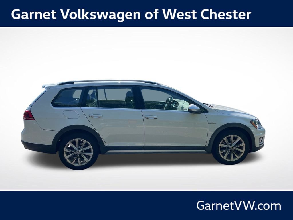 Used 2017 Volkswagen Golf Alltrack S AWD/4WD image 6
