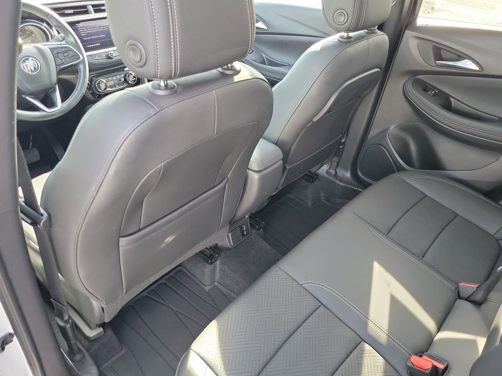 Used 2023 Buick Encore GX Essence w/ Experience Buick Package image 10