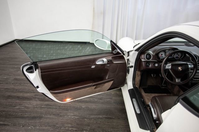 Used 2007 Porsche Cayman S image 16