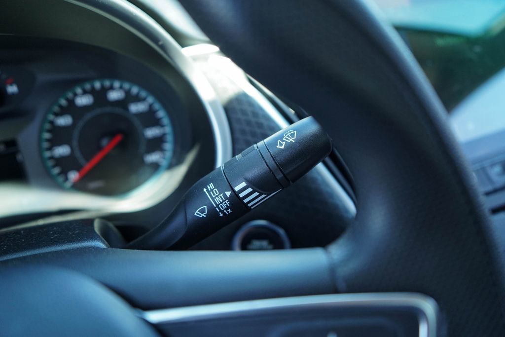 Used 2022 Chevrolet Malibu LS image 31