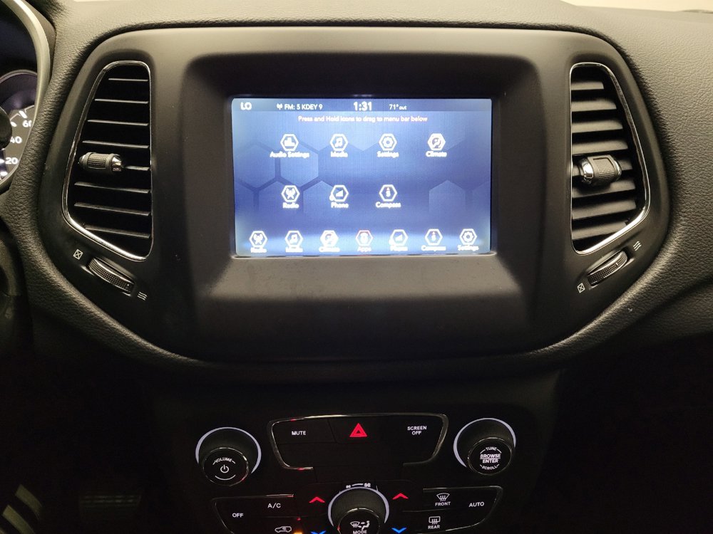 Used 2018 Jeep Compass Latitude w/ Popular Equipment Group FWD image 25