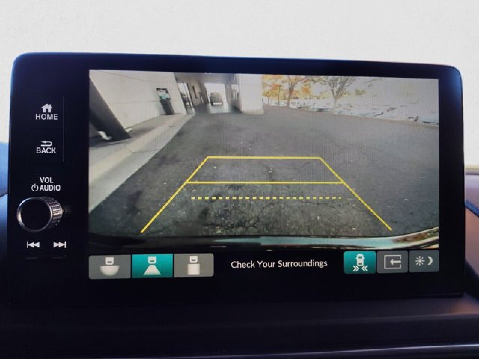 Used 2023 Honda Pilot Touring image 18