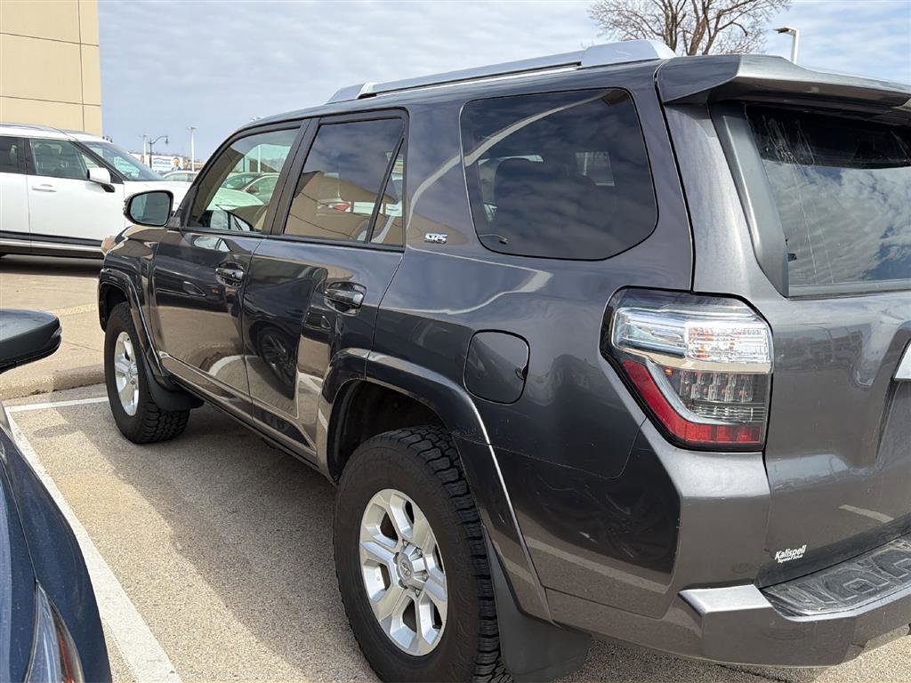 Used 2015 Toyota 4Runner SR5 Premium image 3