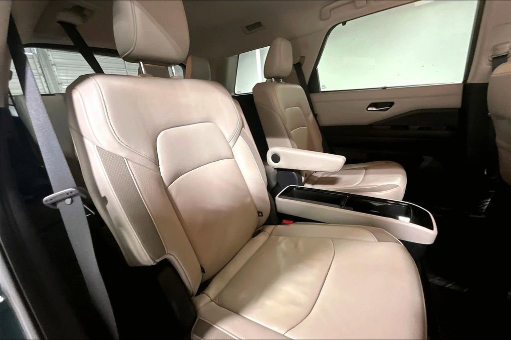Used 2023 Nissan Pathfinder SL w/ SL Premium Package image 36