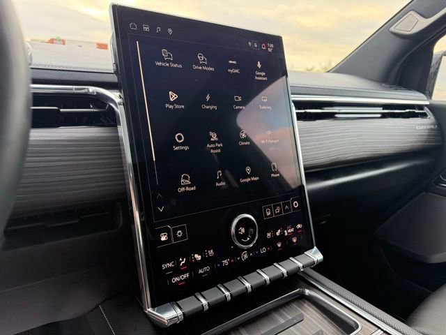 Used 2025 GMC Sierra EV Denali image 48