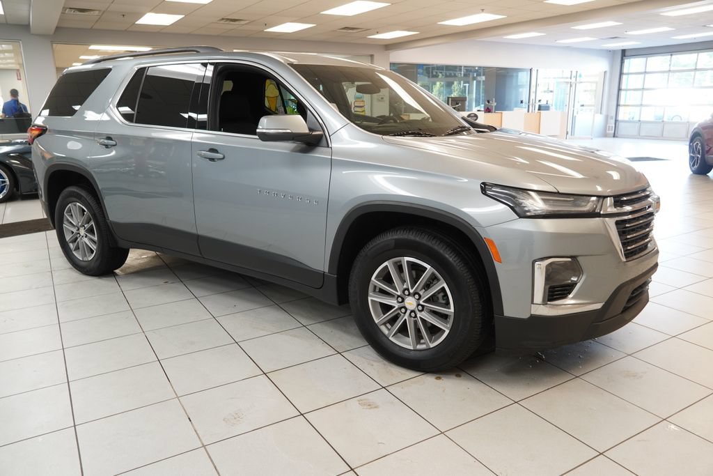 Used 2024 Chevrolet Traverse LT AWD/4WD image 14