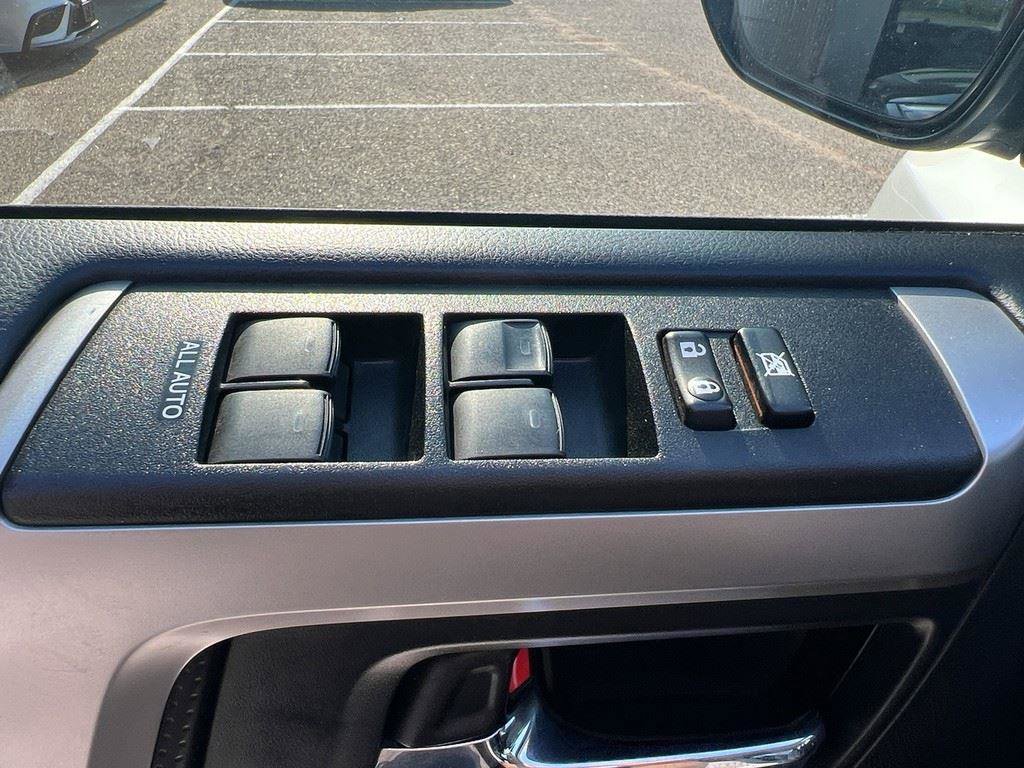 Used 2023 Toyota 4Runner SR5 image 17