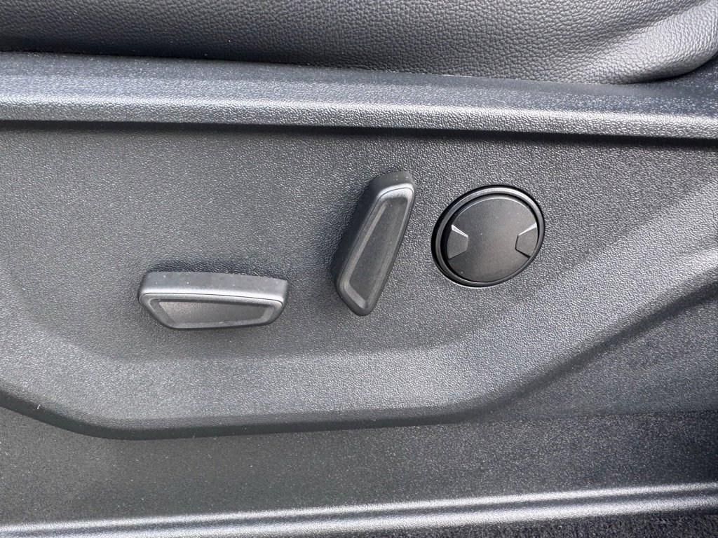 Used 2025 Ford F450 Lariat image 27