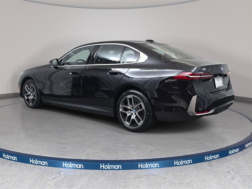 Used 2025 BMW i5 xDrive40 w/ Premium Package image 8