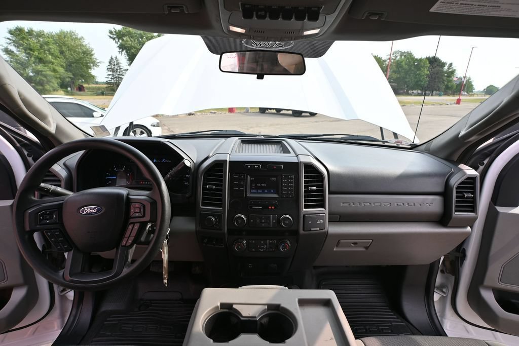 Used 2019 Ford F550 4x4 Regular Cab Super Duty image 33