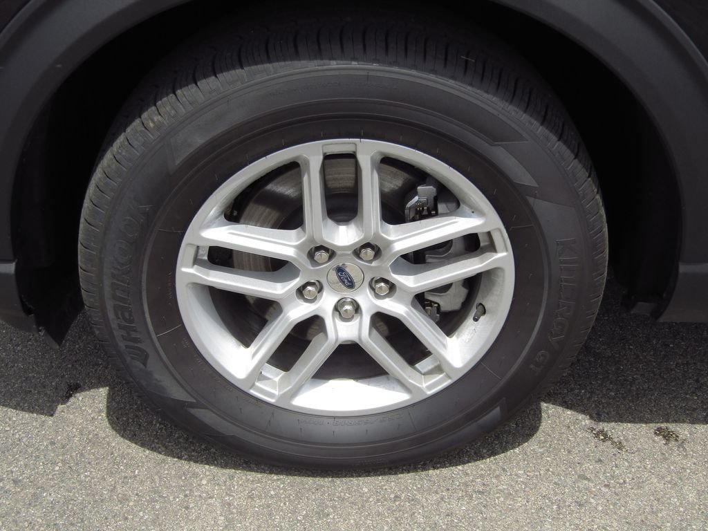 New 2026 Ford Explorer Active AWD/4WD image 9