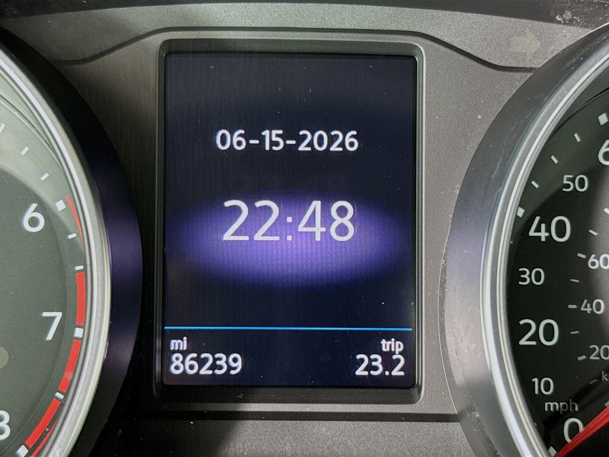 Used 2020 Volkswagen Tiguan SE FWD image 14