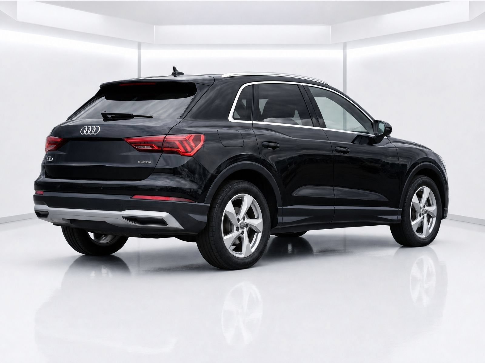 Used 2020 Audi Q3 2.0T Premium w/ Convenience Package AWD/4WD image 8