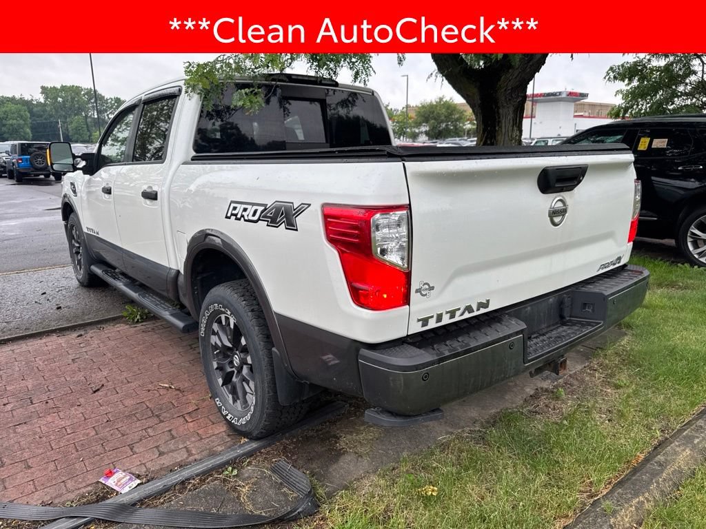 Used 2017 Nissan Titan PRO-4X AWD/4WD image 4