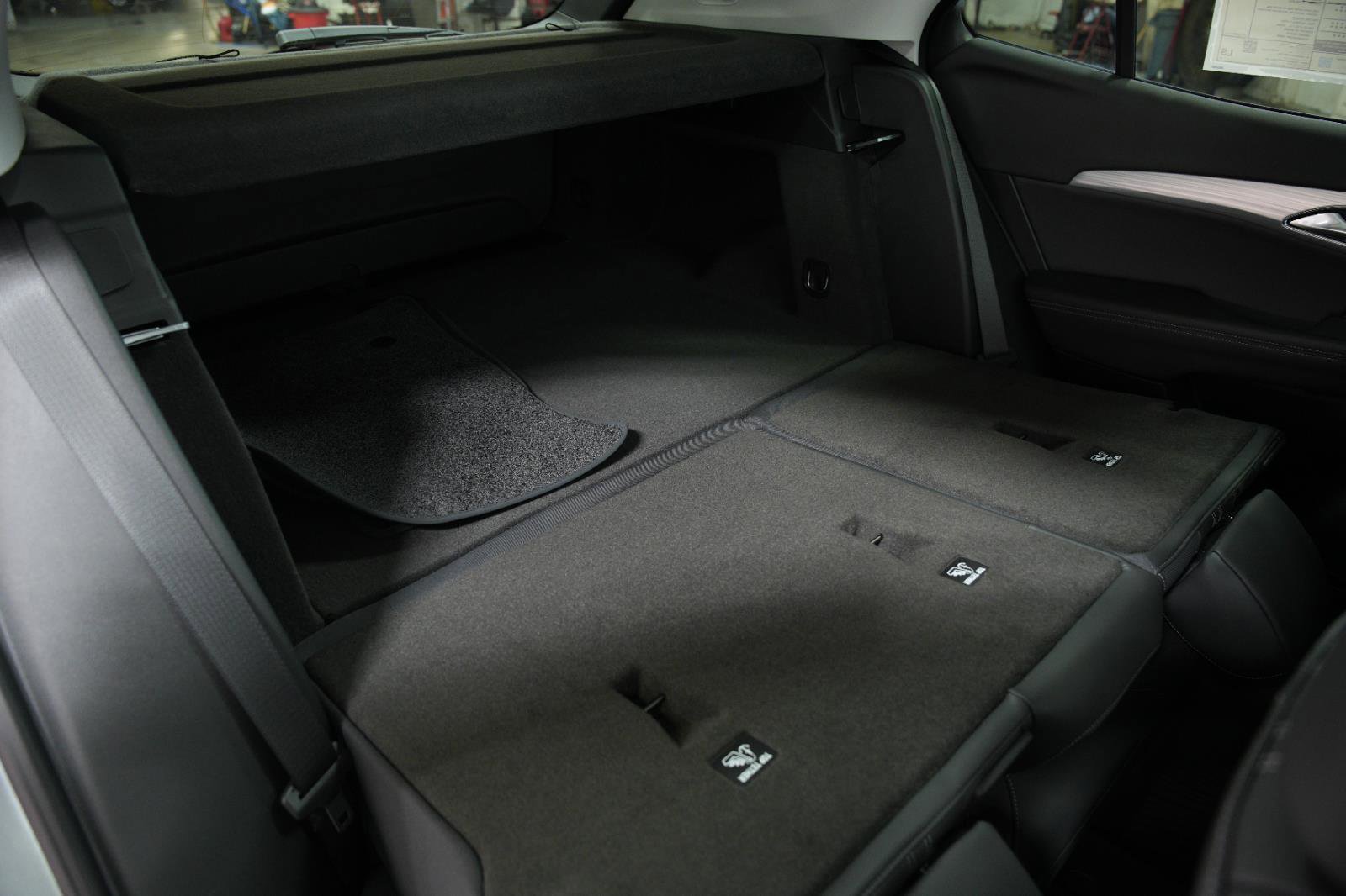 New 2026 Buick Envision Avenir image 13