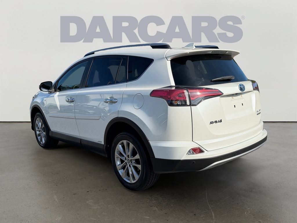 Used 2018 Toyota RAV4 Limited AWD/4WD image 4