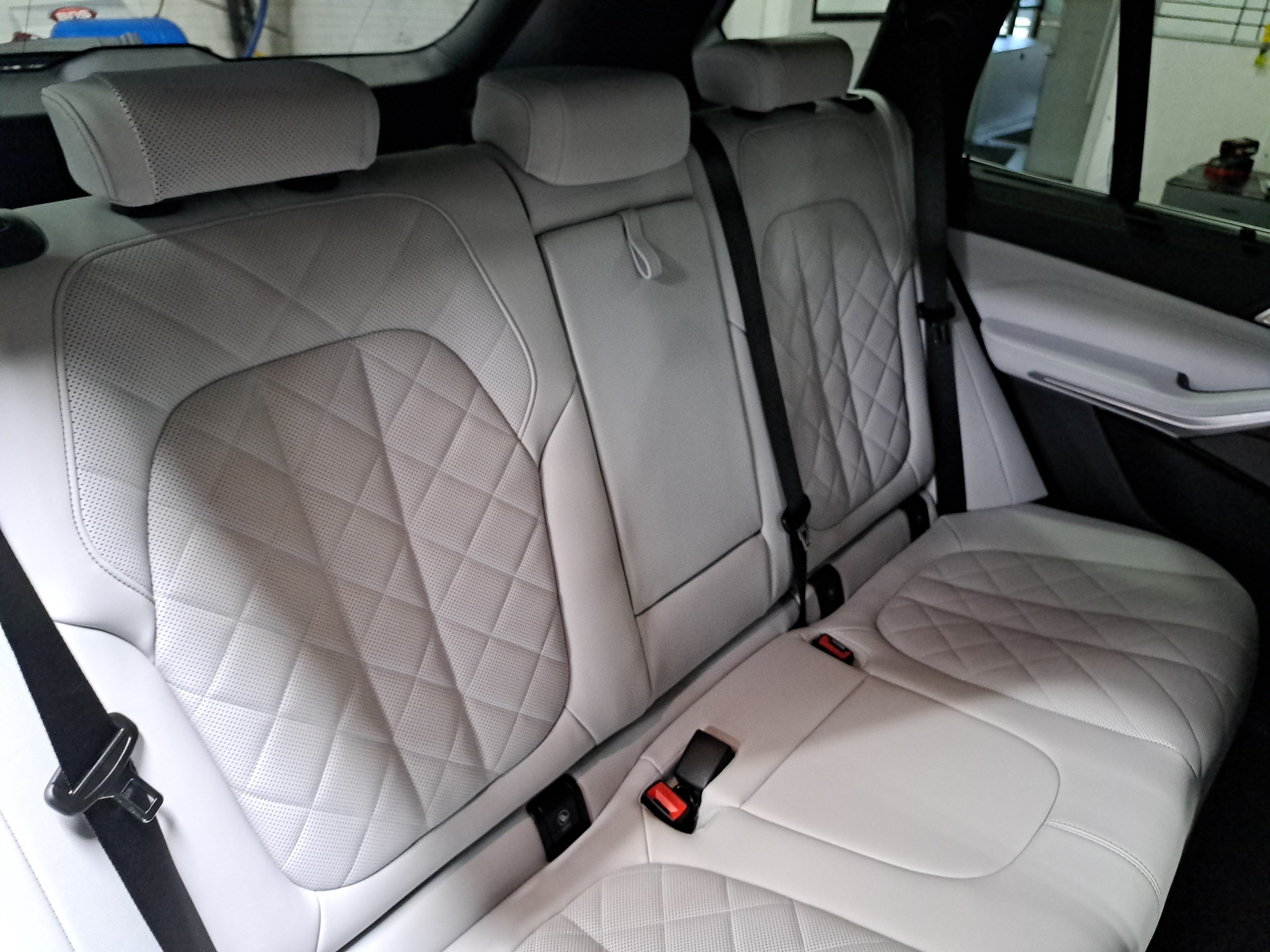 Certified 2026 BMW X5 xDrive40i w/ Climate Comfort Package AWD/4WD image 13